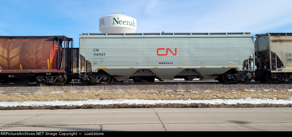 CN 114927